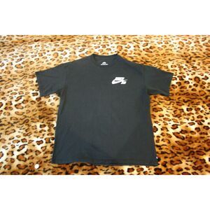 Simple Nike SB Graphic Tee Skate